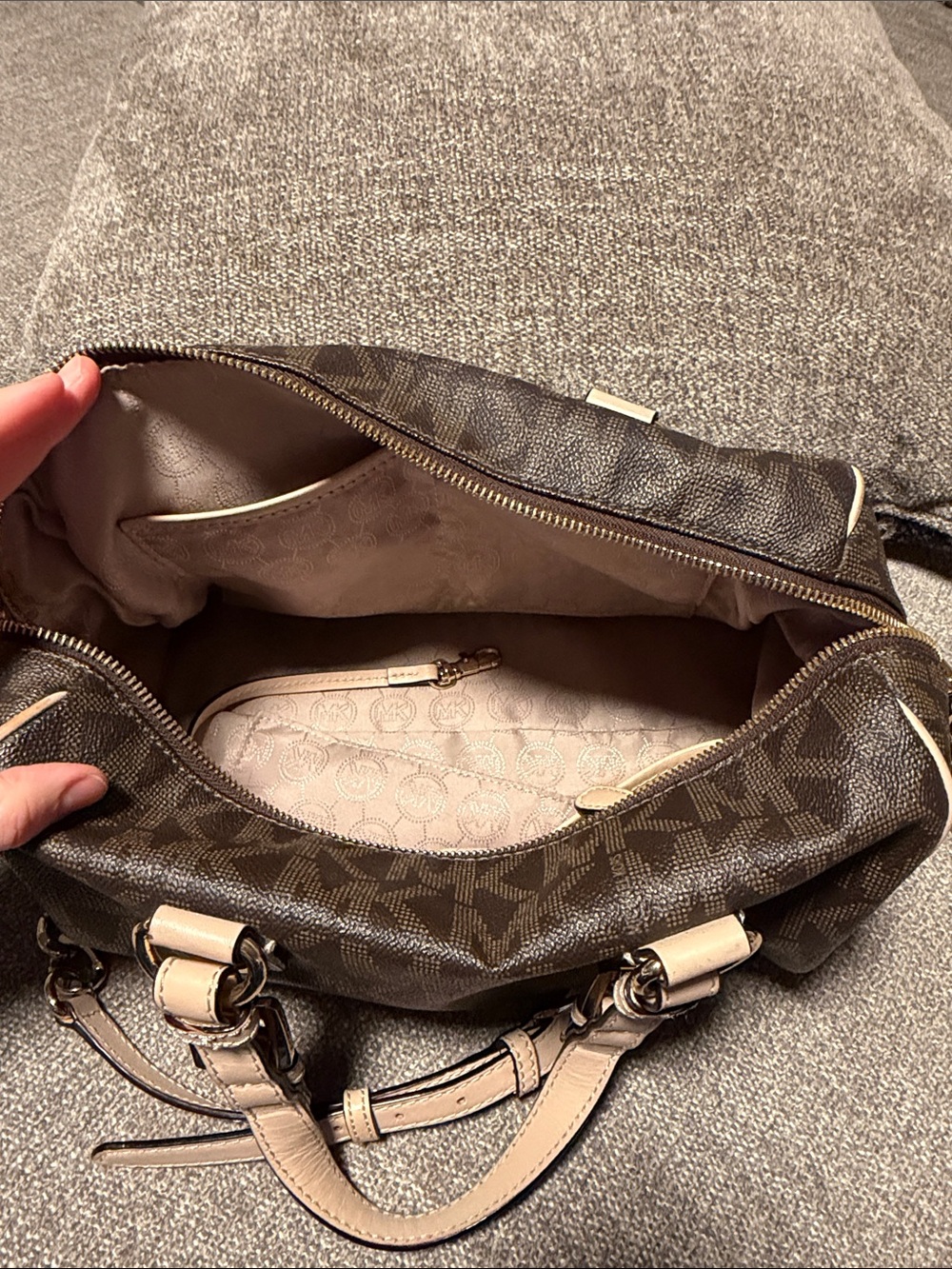 Michael Kors Dark Brown Logo Satchel with Light Beige Trim - Picture 9 of 15